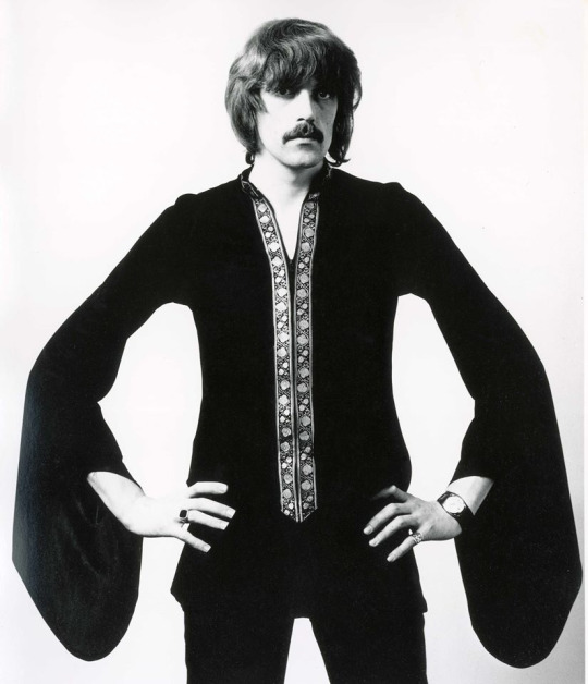 Jon Lord wearing what looks like the same kaftan, 1968